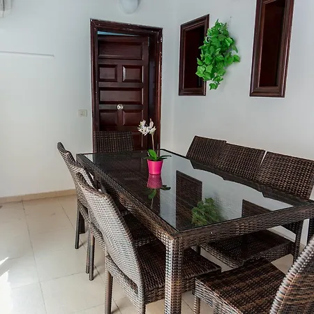 Maya Golf With A/c Apartamento *